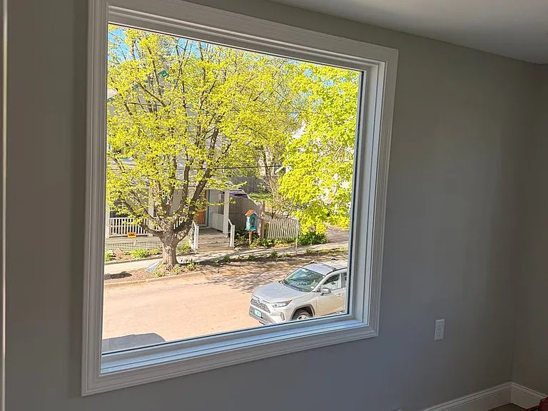 31 Marble Ave — Photo 7