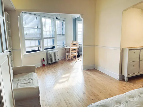 644 Massachusetts Ave NE APT 206, Washington, DC 20002