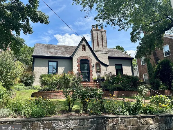 5337 28th St NW, Washington, DC 20015