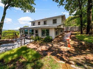 219 Grandview Cir, Locust Grove, OK 74352