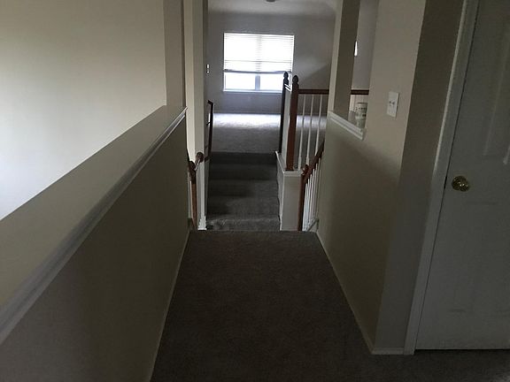 3rd image of 702 Belmont Dr