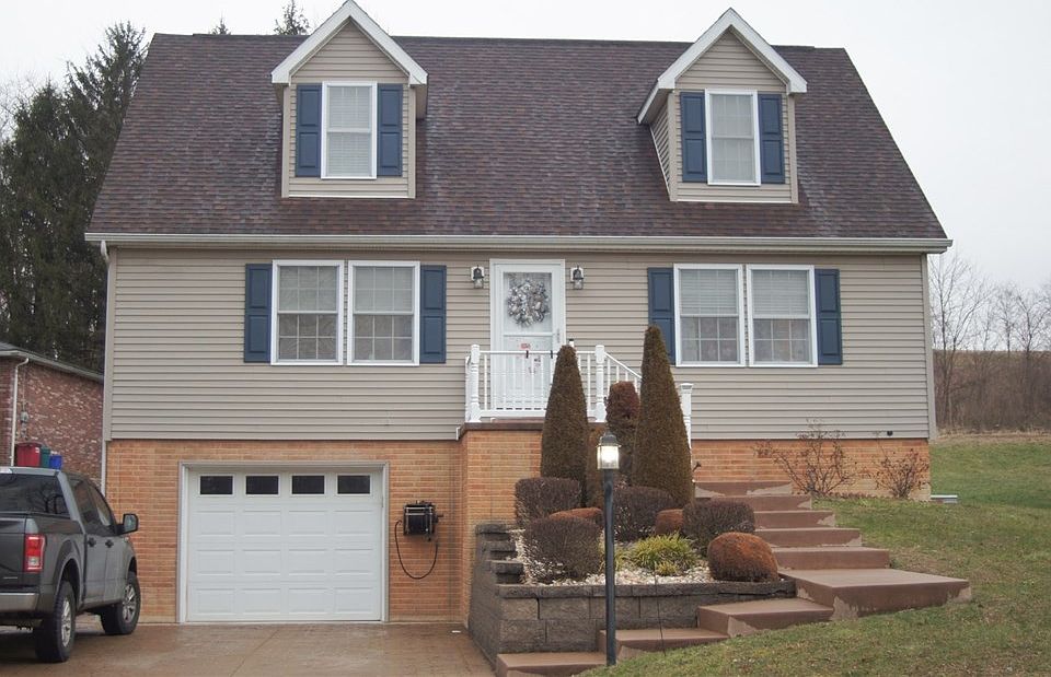 1st image of 240 Pond Dr