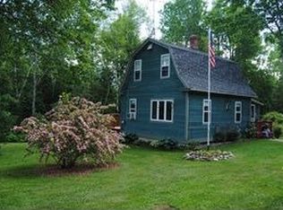 29 Oak Dr, Northport, ME 04849