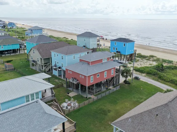 1963 Avenue J, Crystal Beach, TX 77650