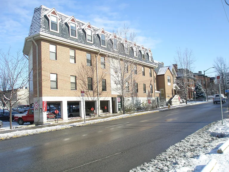 610 South St #8 — Photo 6