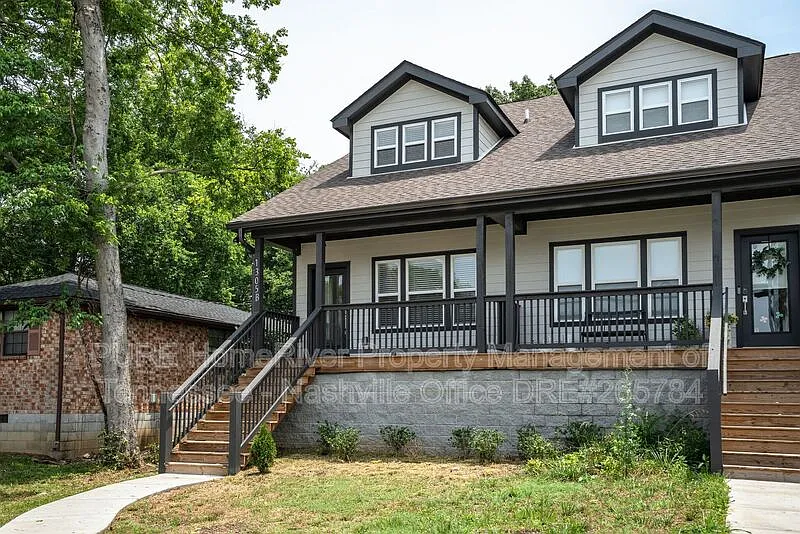 3 bed, 3.0 bath, 2200 sqft, $3,245 — Photo 4