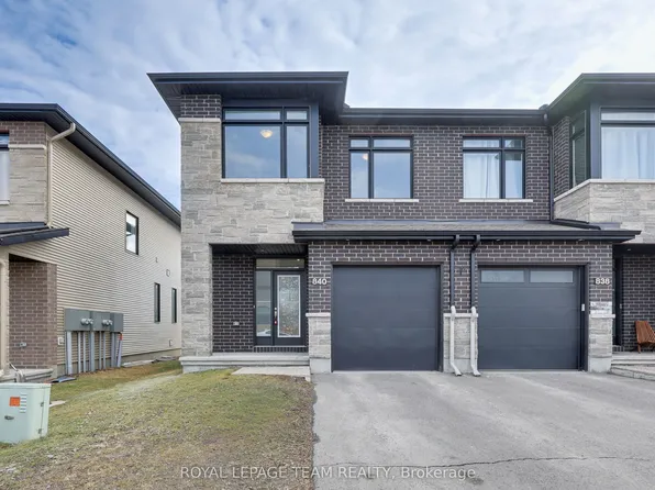 840 Clapham Ter, Ottawa, ON K2S 2N8