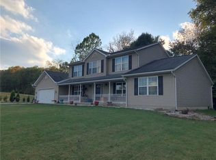 770 Cleland Mill Rd, New Castle, PA 16102