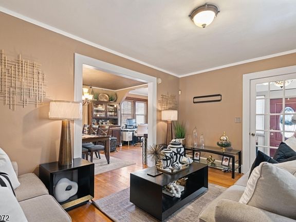 3rd image of 10 Harrison Ave