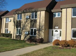 823 15th Ave NE APT 11, Aberdeen, SD 57401