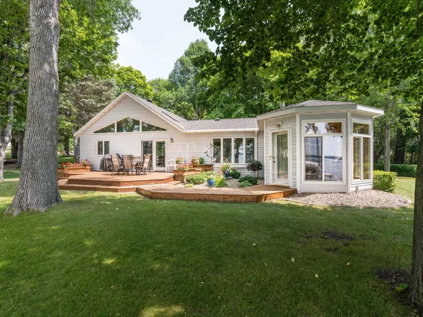 32499 Clay Bank Rd, Erhard, MN 56534