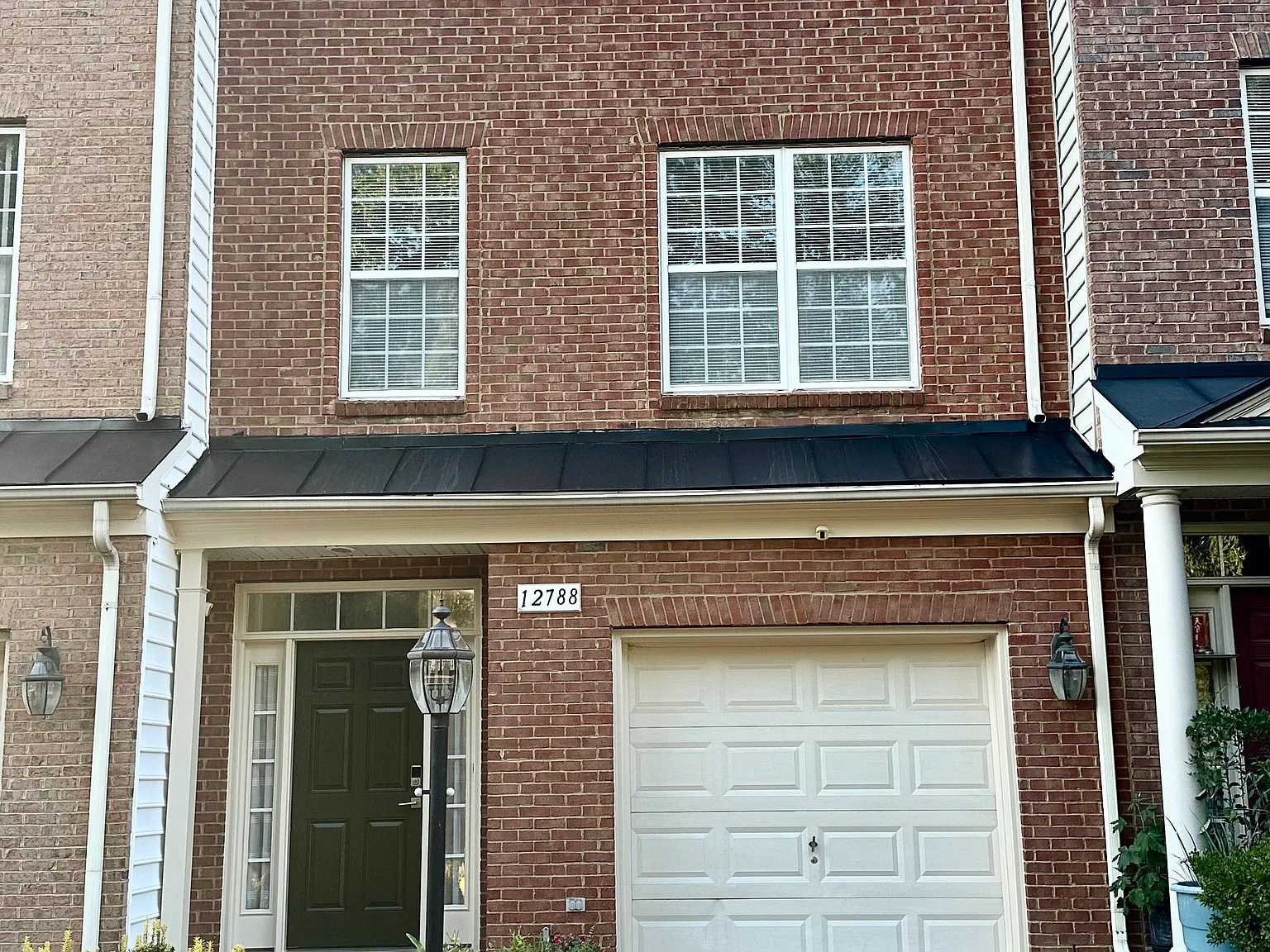 4 bed, 1280 sqft, $3,000 — Photo 1