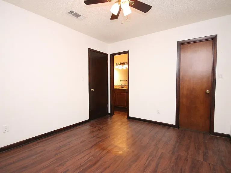 1455 Acorn Ln #F — Photo 13