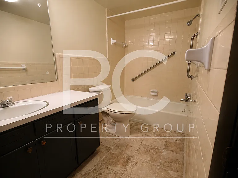 Green Valley Hoover Apartments — Photo 10