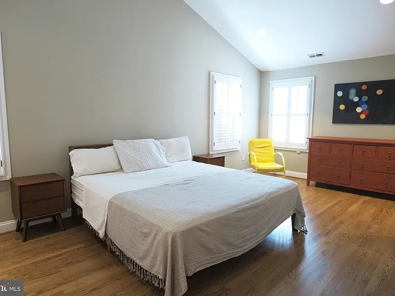 4536 Fairfield Dr — Photo 18