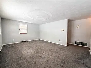 3 bed, 1036 sqft, $1,500 — Photo 4