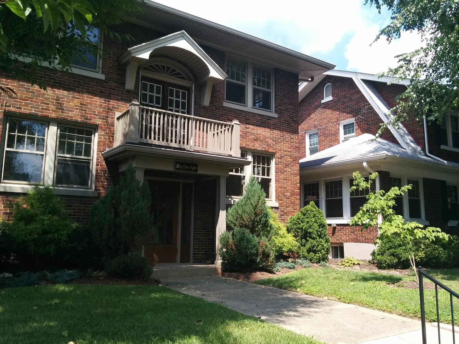 1 bed, 850 sqft, $1,295 — Photo 2