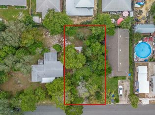 381 Sea Breeze Dr, Panama City Beach, FL 32413