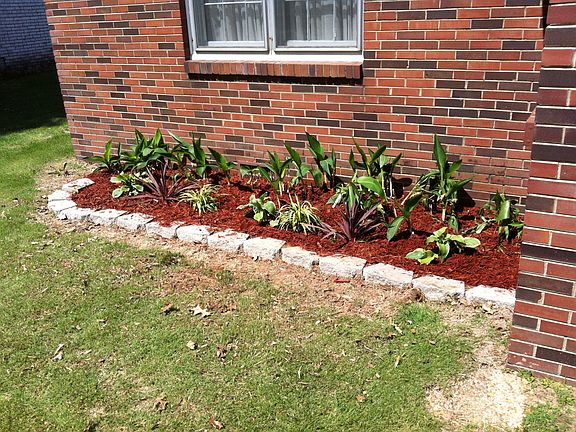 Front Flowerbed / Master