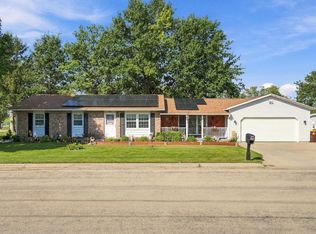 307 Locust St, Lena, IL 61048