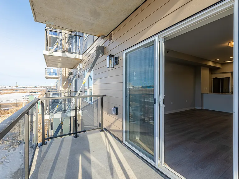15 Refinery Way — Photo 67
