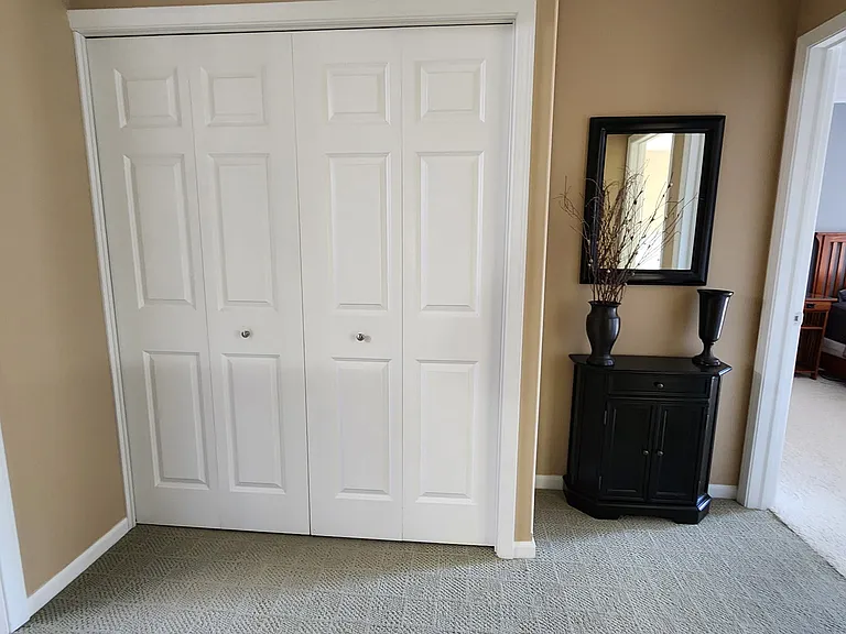Sherwood Forest Dr — Photo 13