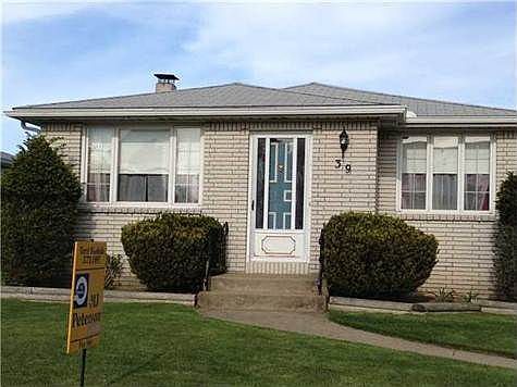 1st image of 39 Sherry Dr