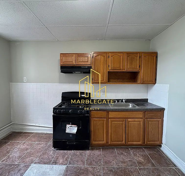 1st image of 2 Columbia Ave #4044