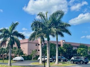 150 Turtle Lake Ct APT 107, Naples, FL 34105