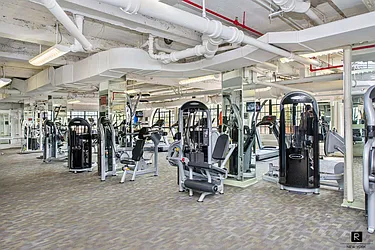 Rented by R New York