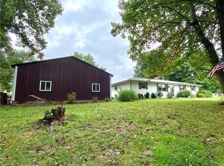 3190 Irish Rd, Magnolia, OH 44643