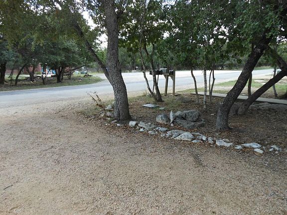2nd image of 154 Shady Bluff Dr