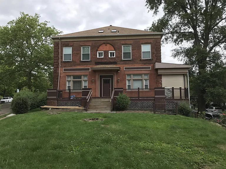 344 S Fairmount St — Photo 19