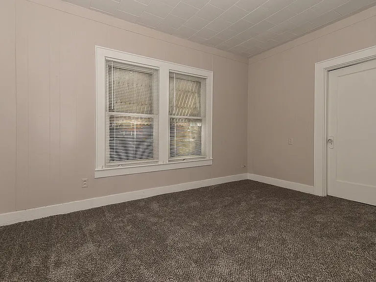 3814 Roberts St — Photo 15