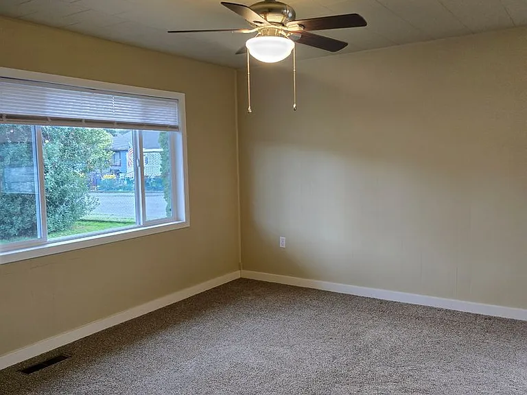 2531 Stephenson Ave #A — Photo 14