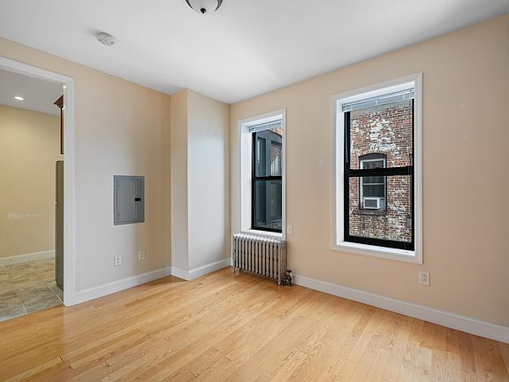 4th image of 152 New York Ave APT 11