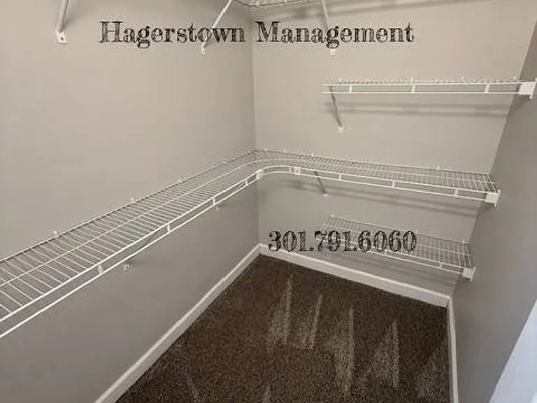 112 W Water St — Photo 15