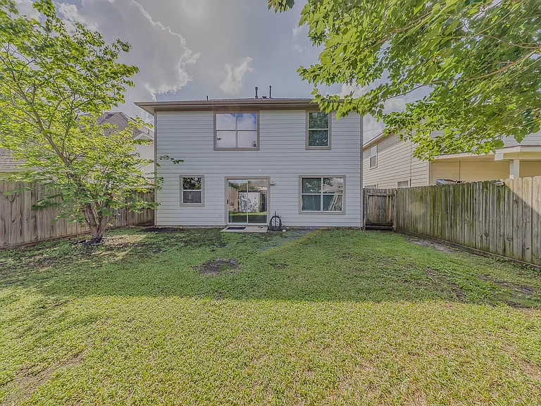 7243 River Pines Dr — Photo 20