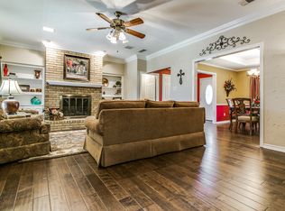 2805 Country Club Pkwy, Garland, TX 75043