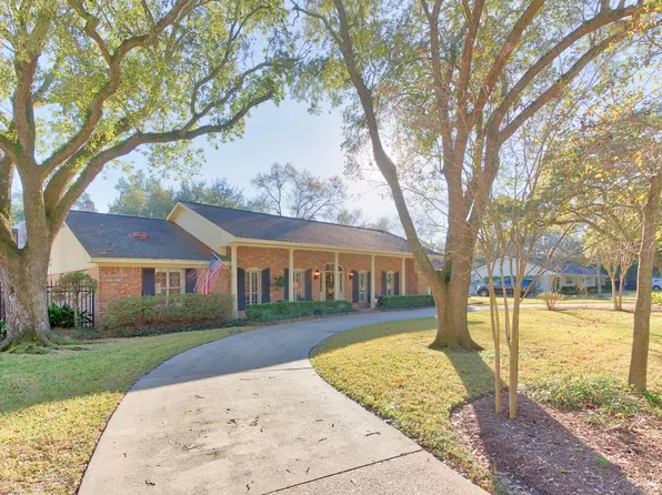 11407 S Chestwood Dr, Houston, TX 77024