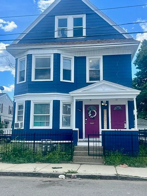 2 bed, 1.0 bath, 850 sqft, $2,100 — Photo 1