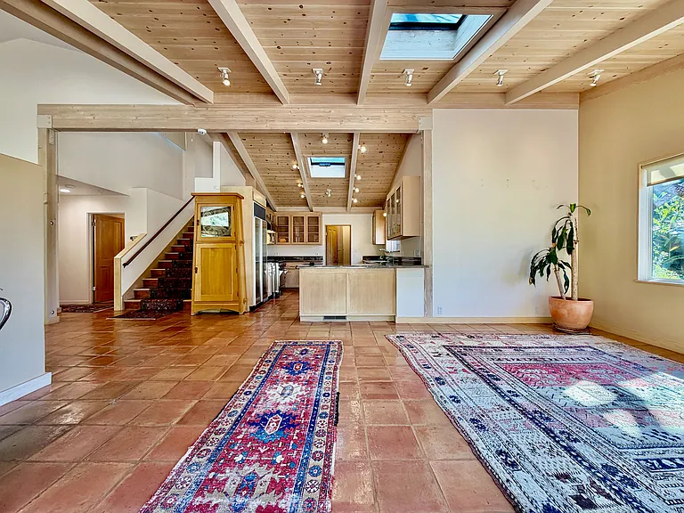 321 Dutch Henry Canyon Rd — Photo 6