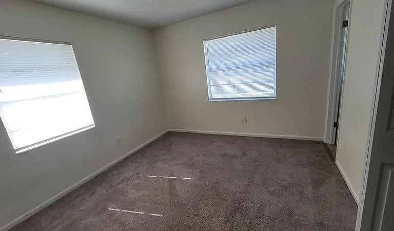 1190 Pine Valley Ln — Photo 8