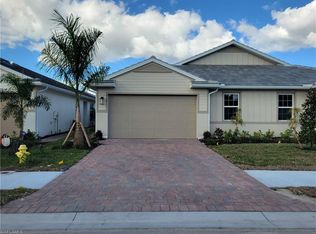 995 Enbrook Loop, Naples, FL 34114