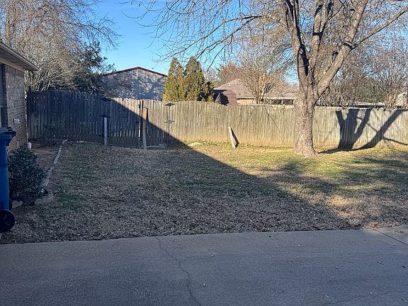 2nd image of 117 Susie St