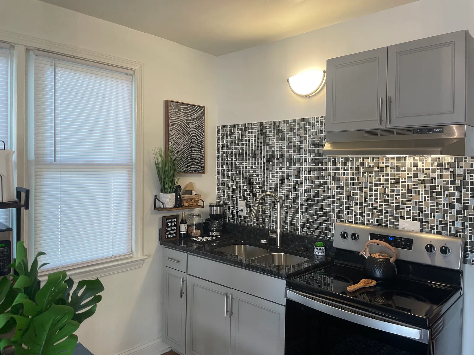 17136 Chapel St — Photo 3