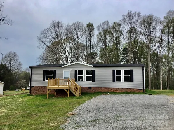 222 Gravel Hill Ct, Taylorsville, NC 28681