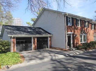 201 Dunwoody Chace, Sandy Springs, GA 30328