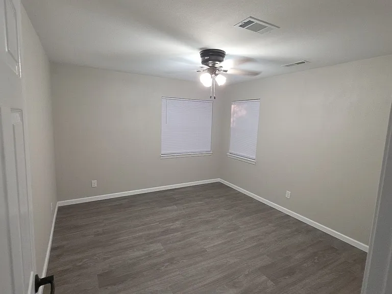 125 Dodge Dr — Photo 9