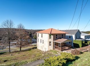 233 Brown St, Thomas, WV 26292
